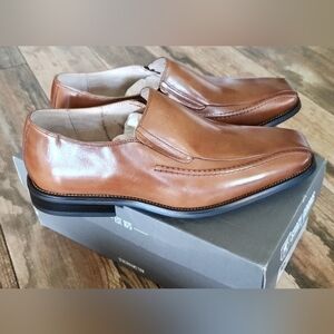 Stacy Adams HILLMAN dress shoes. 10 1/2 Wide. Cognac. Brand New
